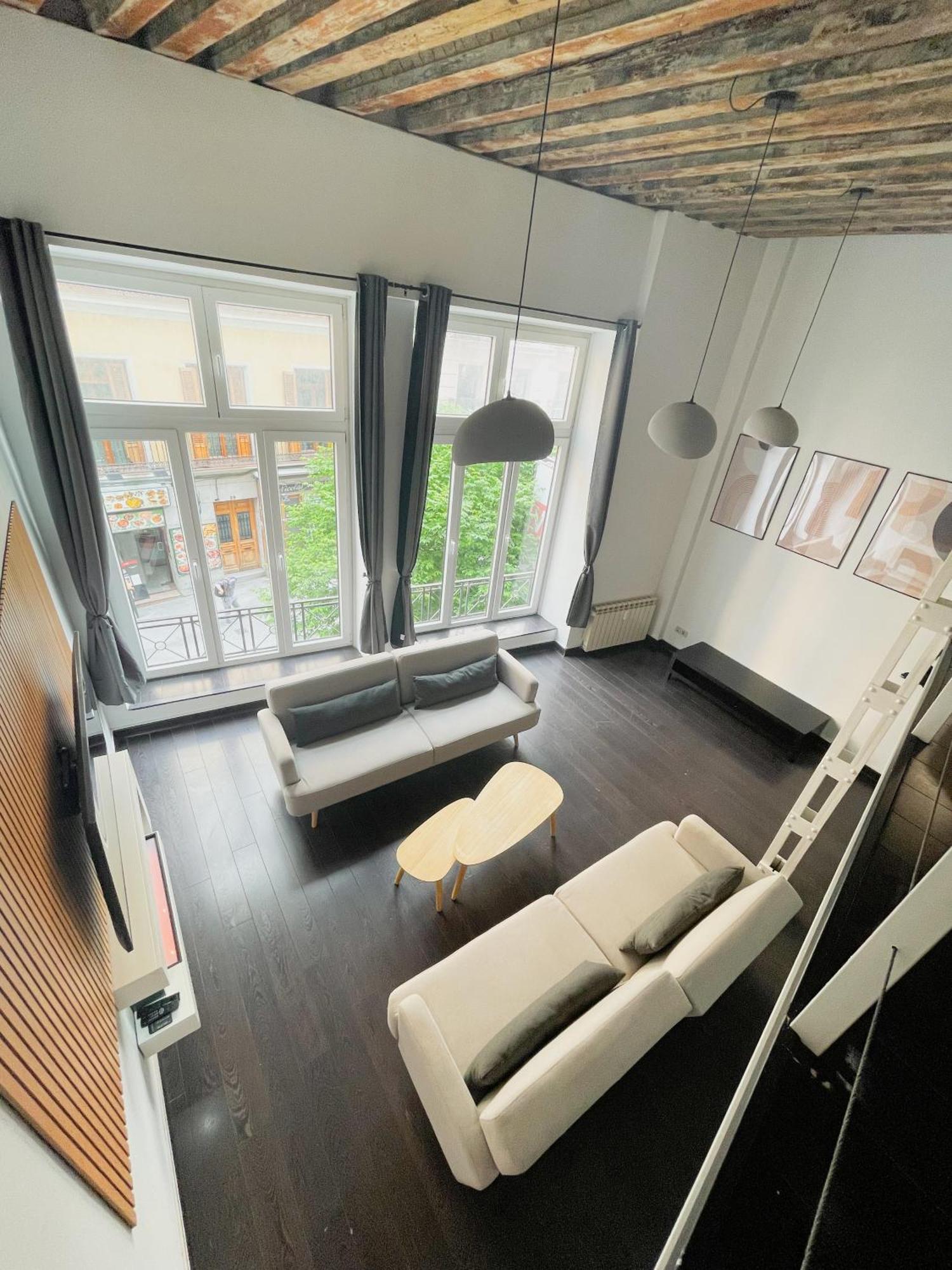 Carretas Duplex Exterior Derecha Apartment Madrid Exterior photo
